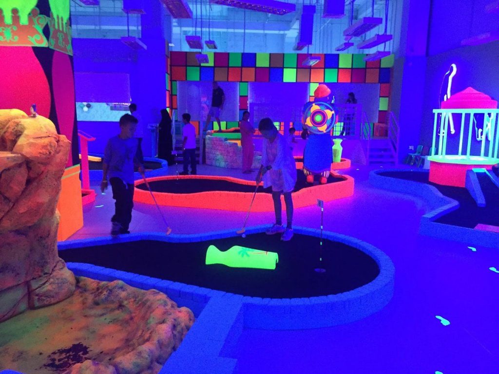 Tee & Putt Mini golf at WAFI Mall Dubai