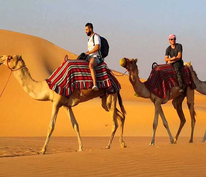 camel ride dubai desert