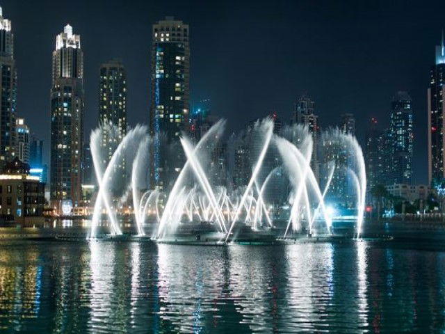 Dubai Fountain show times