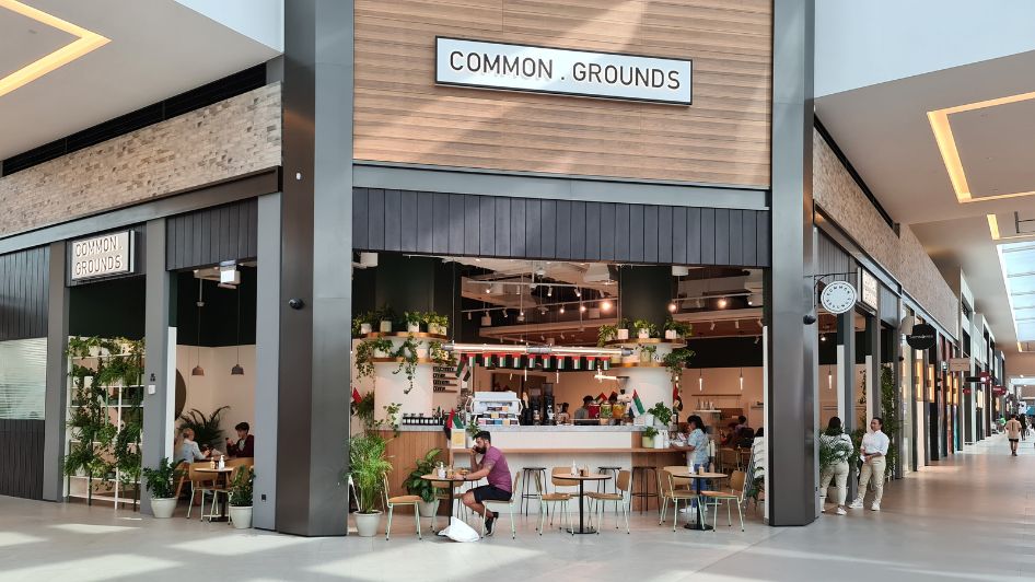 مطعم Common Grounds