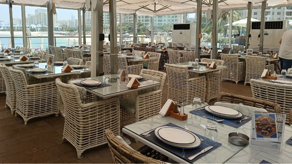 مطعم Ibn AlBahr Seafood Restaurant