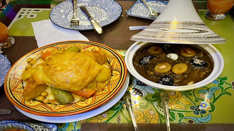 مطعم طاجين و طنجية المغربي